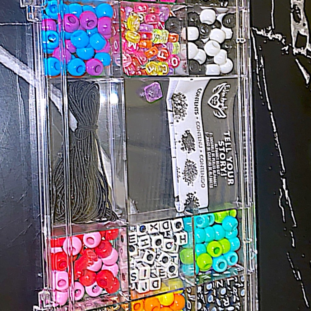 Make bracelets kit